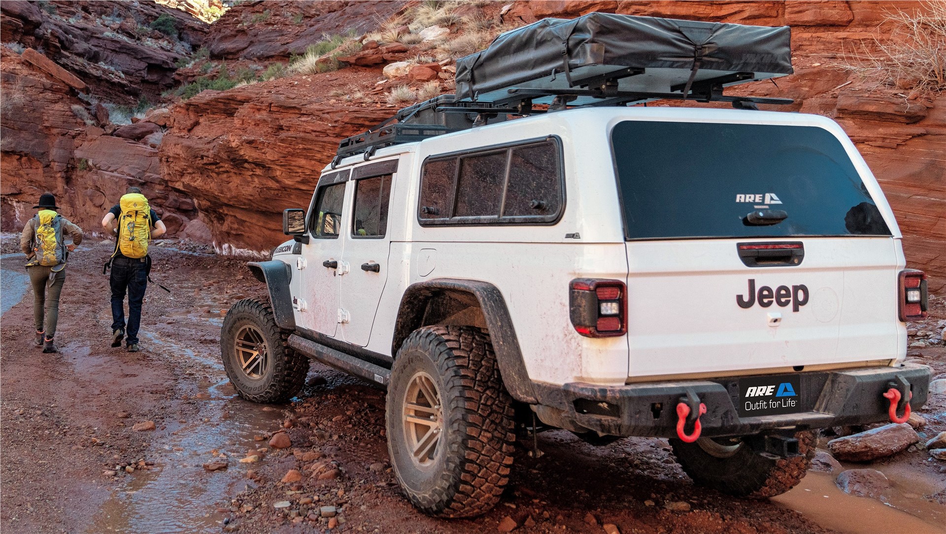 A.R.E. CX evolve camper shell on jeep gladiator