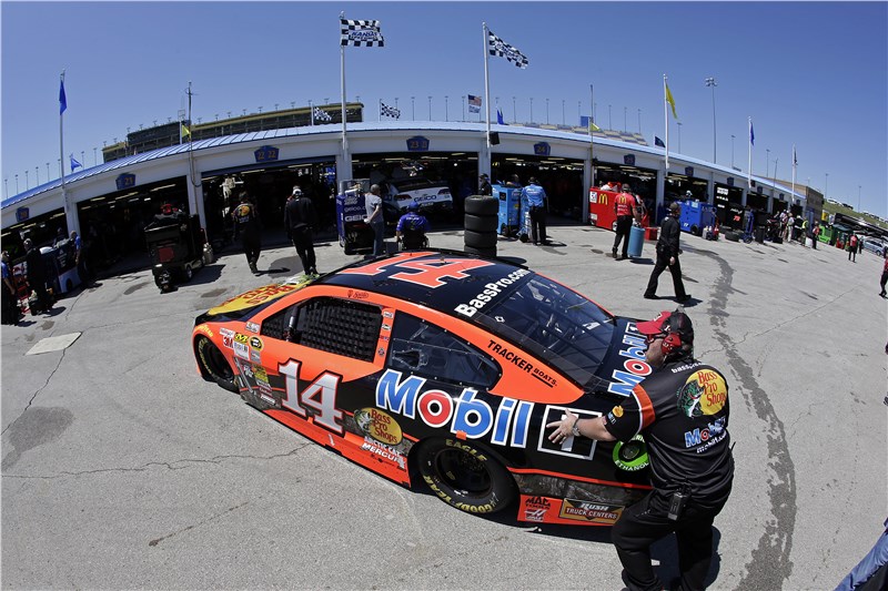 Tony Stewart : Media Gallery : 2014 5-hour Energy 400