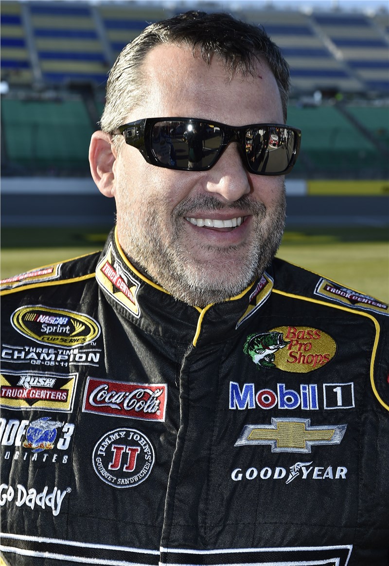 Tony Stewart : Media Gallery : 2015 HOLLYWOOD CASINO 400