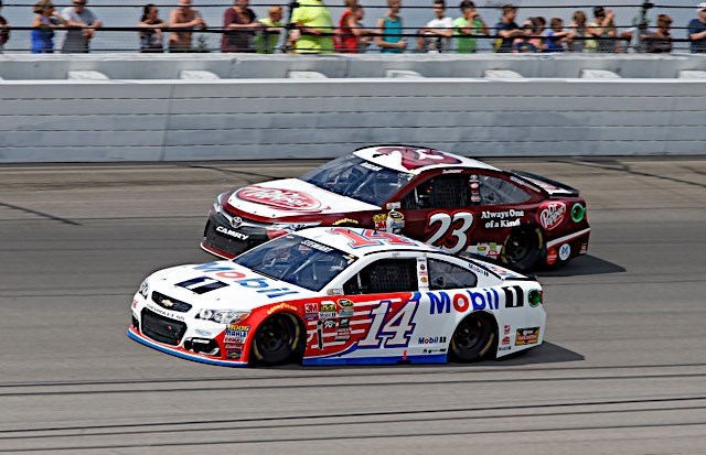 Tony Stewart : Media Gallery : Pure Michigan 400