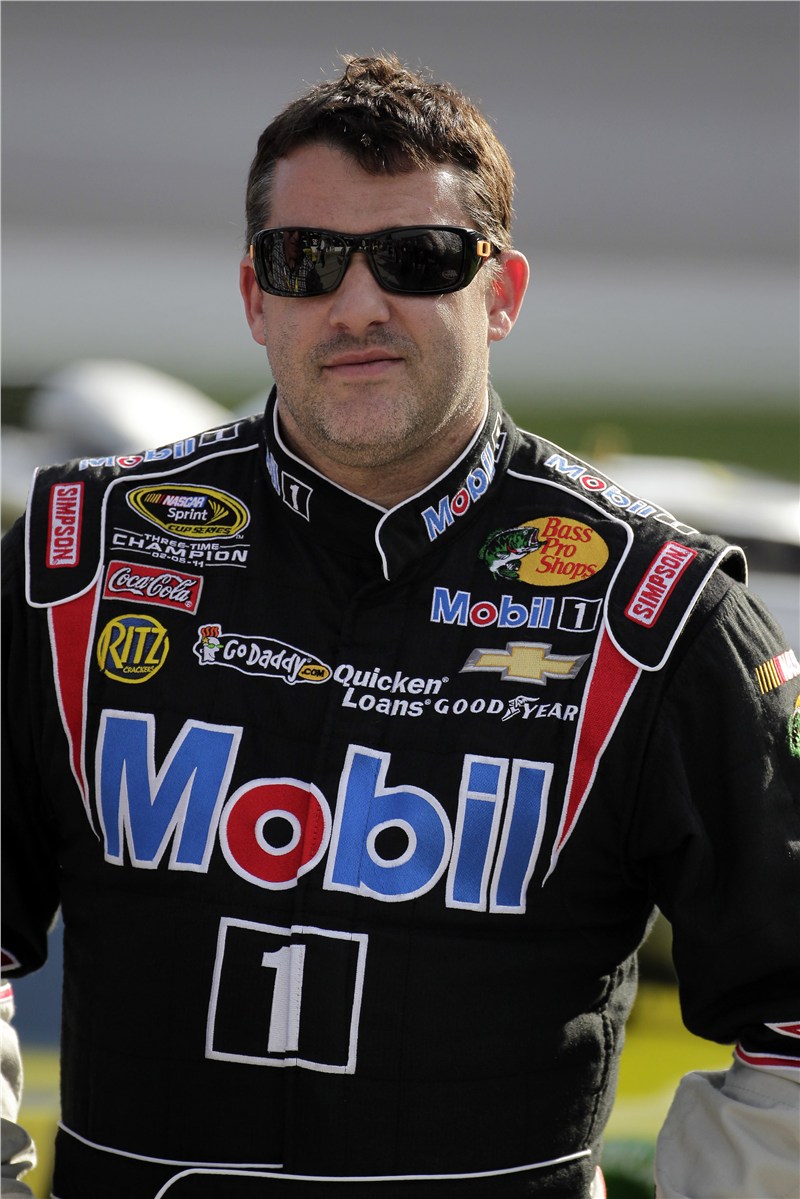 Tony Stewart : Media Gallery : 2013 NRA 500