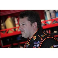 Tony Stewart : Media Gallery : 2013 Aaron's 499